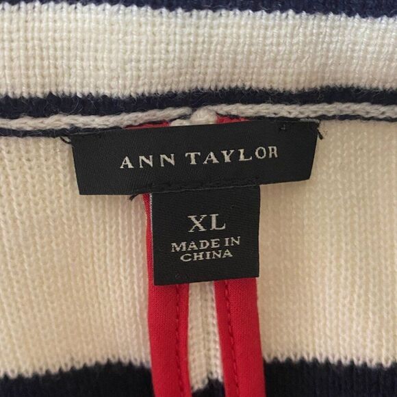 Ann Taylor Cardigan Sweater Navy Blue and White Stripe Size XL - Picture 7 of 7
